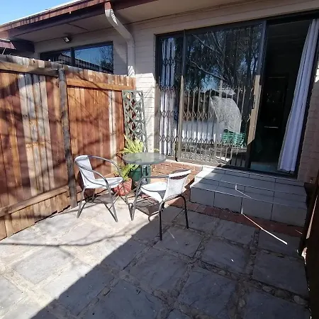 Finch & Fern Guesthouse Bloemfontein Exterior foto